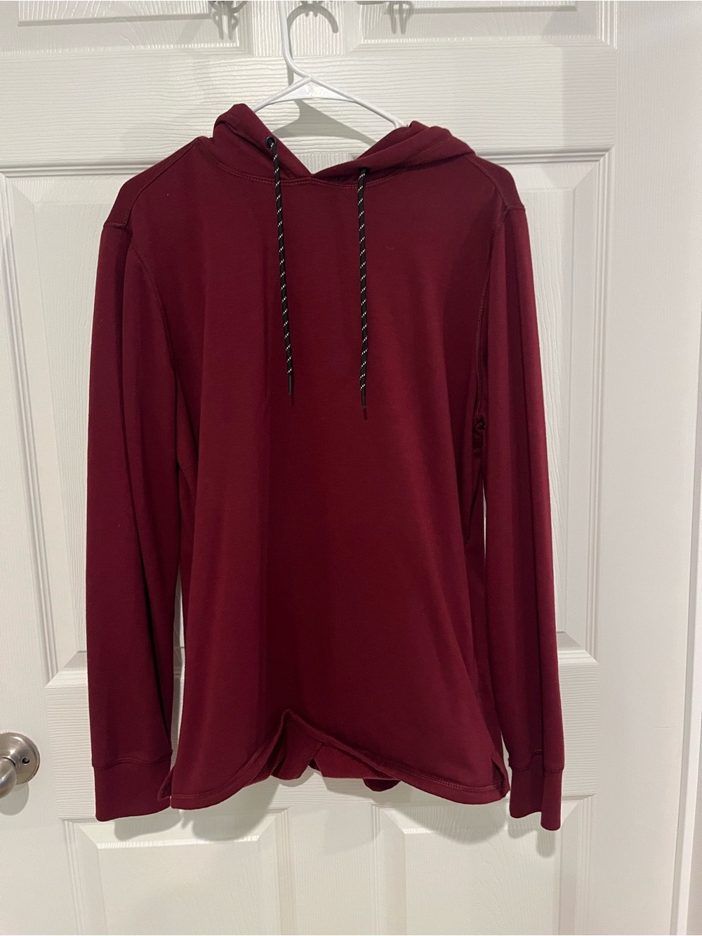 Men’s dark red light weight hoodie size medium
